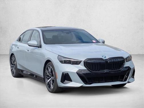 2026 BMW 550e xDrive