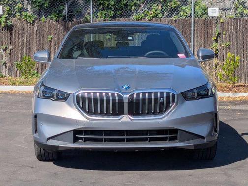 2026 BMW i5 eDrive40