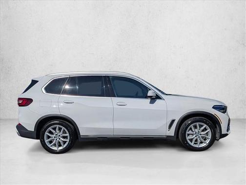 Alpine White 2023 BMW X5 xDrive40i
