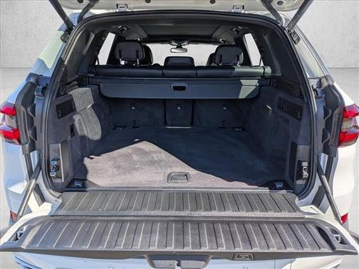 Alpine White 2023 BMW X5 xDrive40i