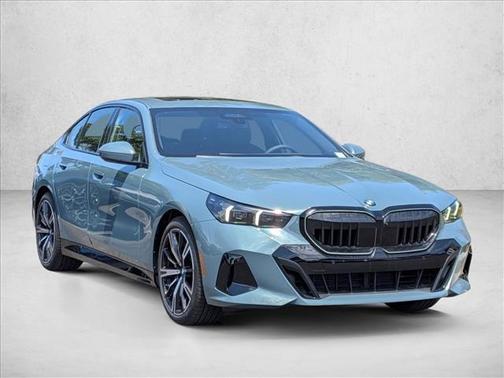 Cape York Green Metallic 2027 BMW 540 i xDrive