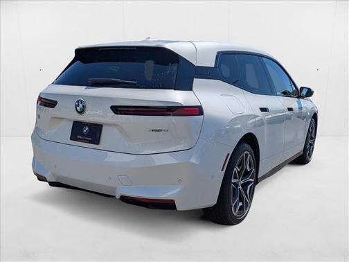 2026 BMW iX xDrive45