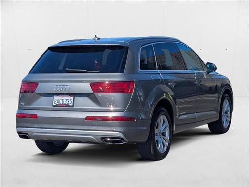 2017 Audi Q7 3.0T Premium