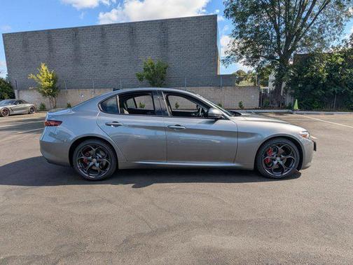 2018 Alfa Romeo Giulia Ti Sport