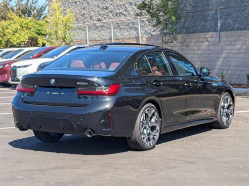 2025 BMW 330 i