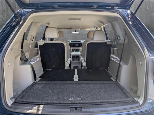 2022 Volkswagen Atlas 2.0T SE w/Technology