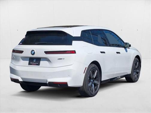 2026 BMW iX xDrive45