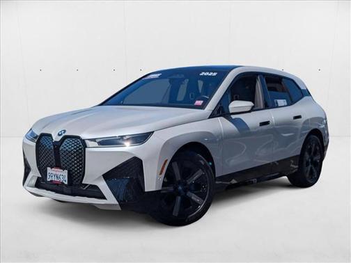 2025 BMW iX xDrive50