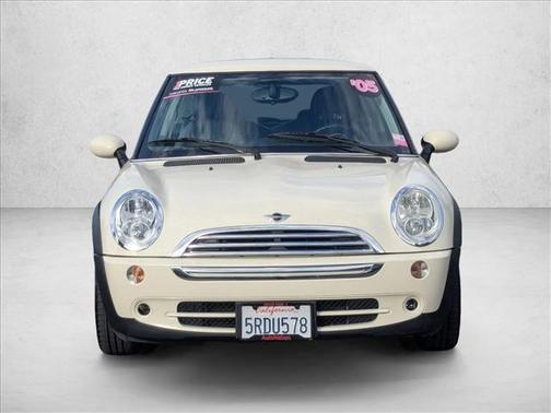 2005 MINI Cooper Base