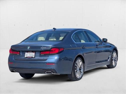 2023 BMW 530 i