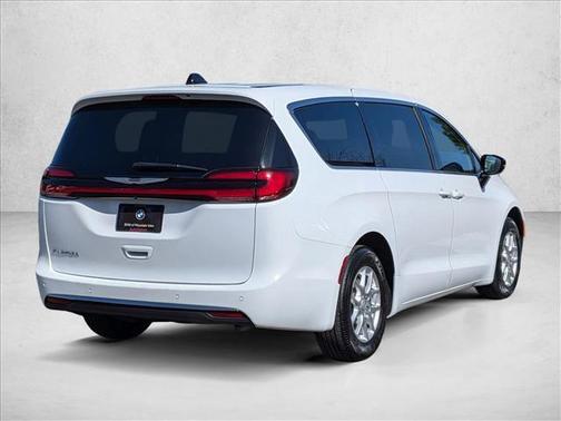 2025 Chrysler Pacifica L