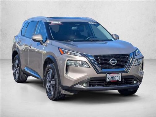 2022 Nissan Rogue SL