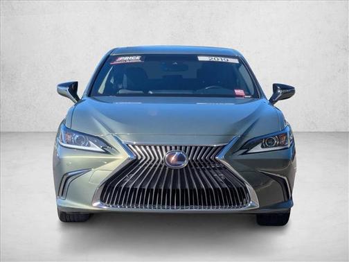 2019 Lexus ES 300h Base