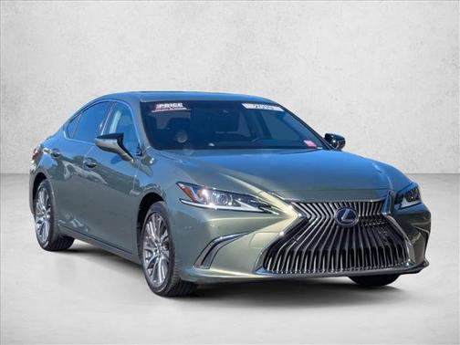 2019 Lexus ES 300h Base