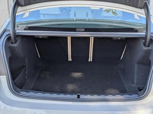 Alpine White 2023 BMW 330 330i