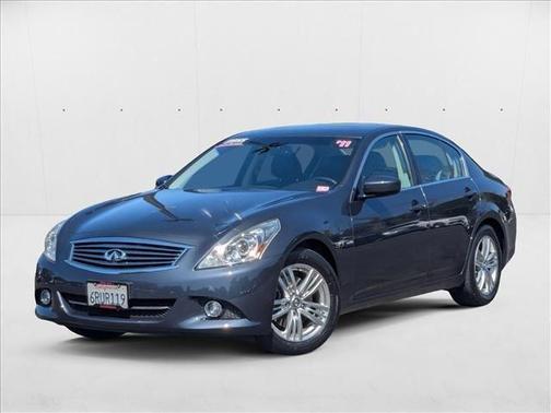2011 INFINITI G37 Journey