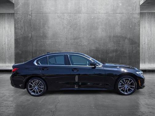 2022 BMW 330 330i