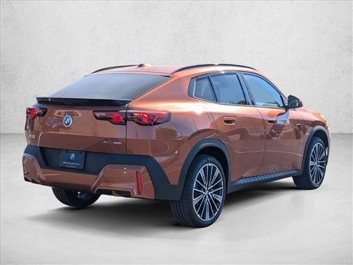 2025 BMW X2 xDrive28i
