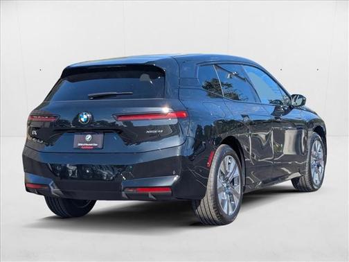 2026 BMW iX xDrive45