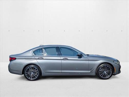 2023 BMW 530 i