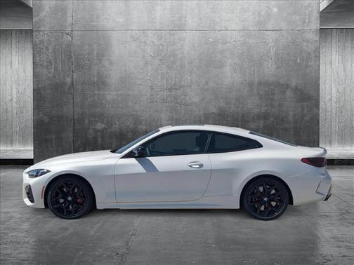 2025 BMW M440 i