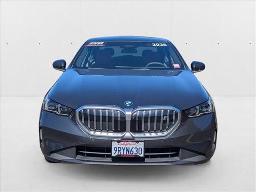 2025 BMW i5 xDrive40