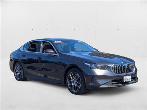 2025 BMW i5 xDrive40