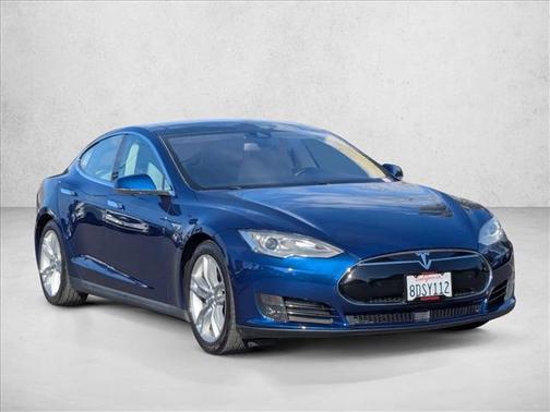 2015 Tesla Model S 85D