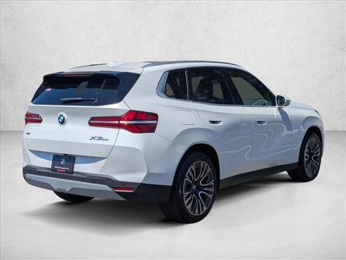 Mineral White Metallic 2025 BMW X3 30 xDrive