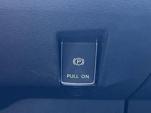 2024 Nissan ARIYA EMPOWER+