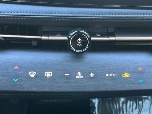 2024 Nissan ARIYA EMPOWER+