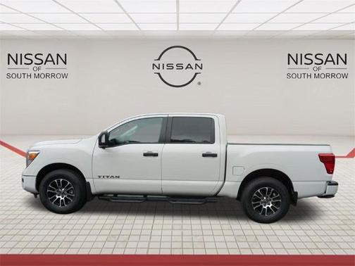 2024 Nissan Titan SV