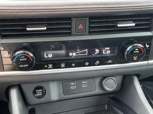 2025 Nissan Rogue Rock Creek