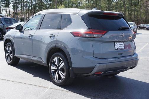 2024 Nissan Rogue SL