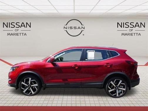 2022 Nissan Rogue Sport SL