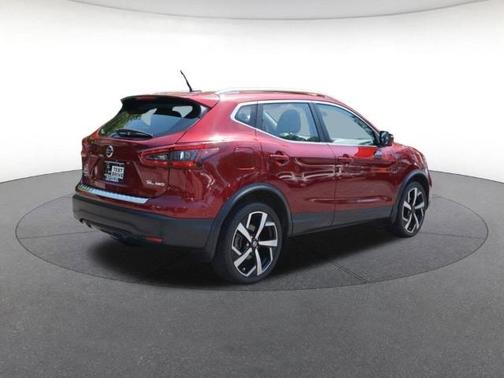 2022 Nissan Rogue Sport SL