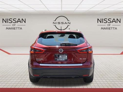 2022 Nissan Rogue Sport SL