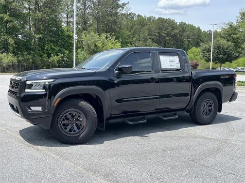 2025 Nissan Frontier PRO-X