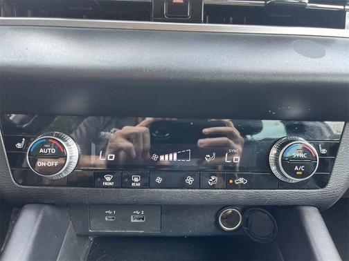 2023 Mitsubishi Outlander SE Special Edition