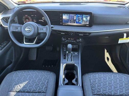 Scarlet Ember T 2026 Nissan Kicks SV
