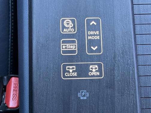 2023 Nissan ARIYA PLATINUM+