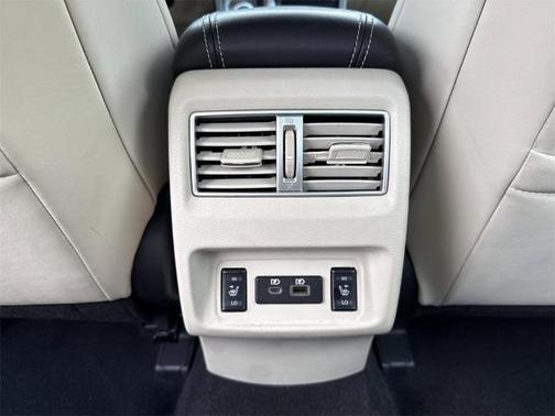 2023 Nissan Maxima Platinum