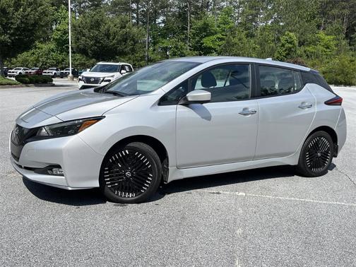 2024 Nissan Leaf SV PLUS