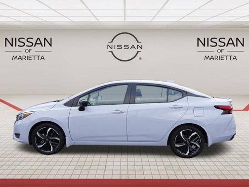 2023 Nissan Versa 1.6 SR