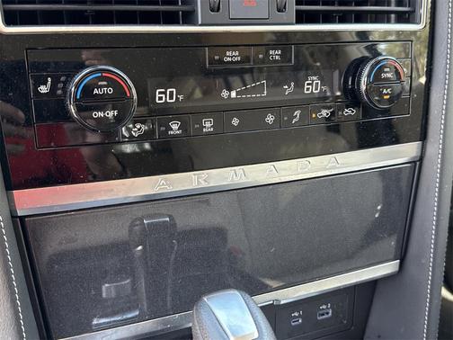 2024 Nissan Armada SV
