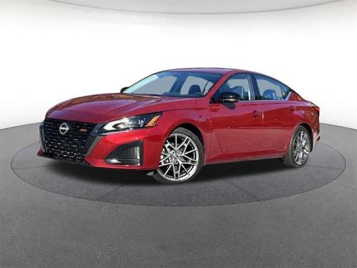 2024 Nissan Altima 2.0 SR