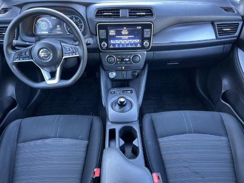 2022 Nissan Leaf S