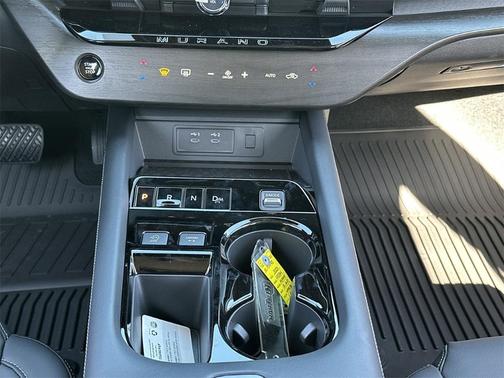 2025 Nissan Murano SL
