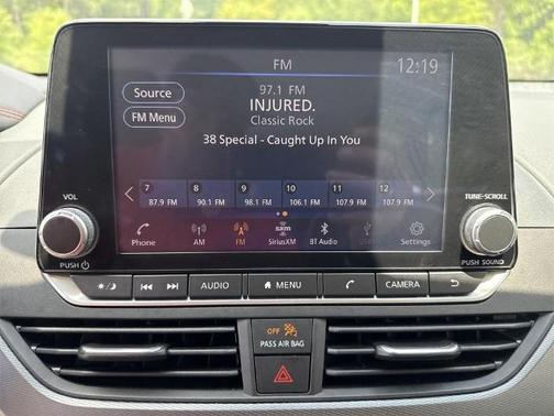 2023 Nissan Altima 2.5 SR