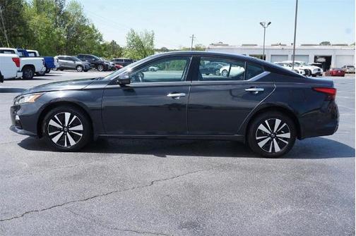 2022 Nissan Altima 2.5 SL